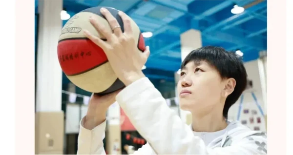 老年篮球爱好者如何练习控卫技巧_0